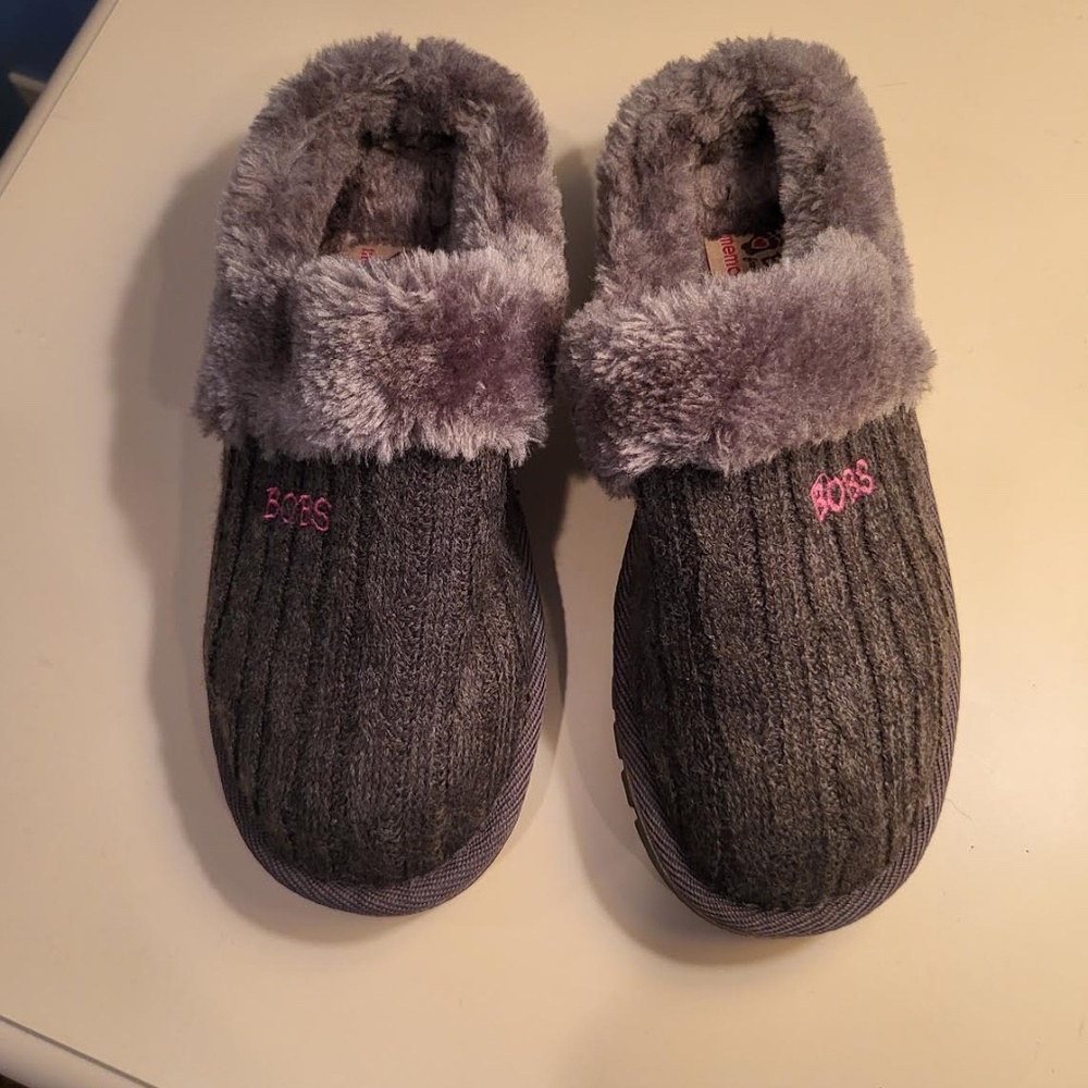 NWOT Bobs from Skechers Keepsakes Ice Angel Memory Foam Girls 85586L size 1